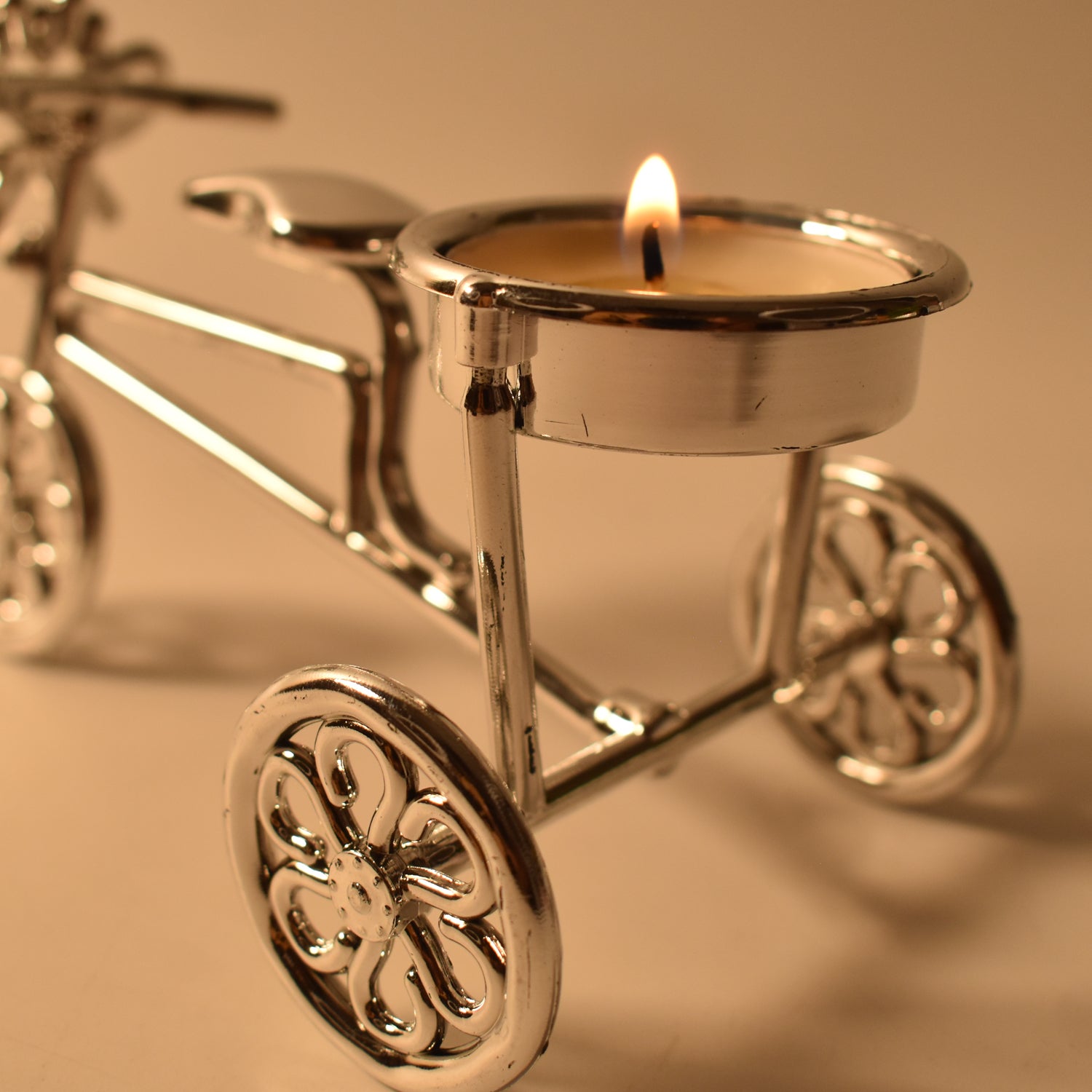 Cycle Tealight Holder  Candle Holder Decorative Candle (1 Pc) Cycle Tealight Holder  Candle Holder Decorative Candle (1 Pc)